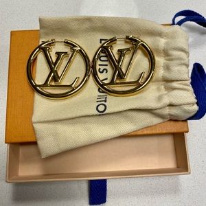 LOUIS VUITTON HOOP EARRINGS